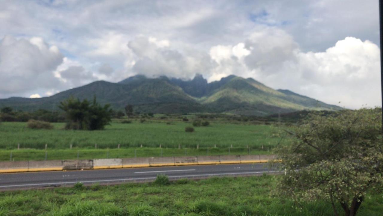Casa Naiyari Hotel Tepic Eksteriør billede